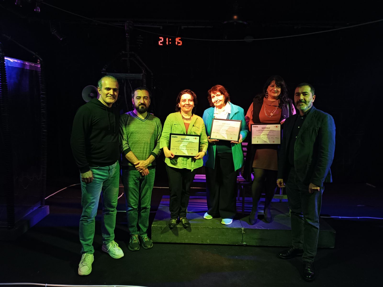 CHARACTERS və EURODRAM ən yaxşı pyes tərcüməçilərinə sertifikatlar təqdim edib