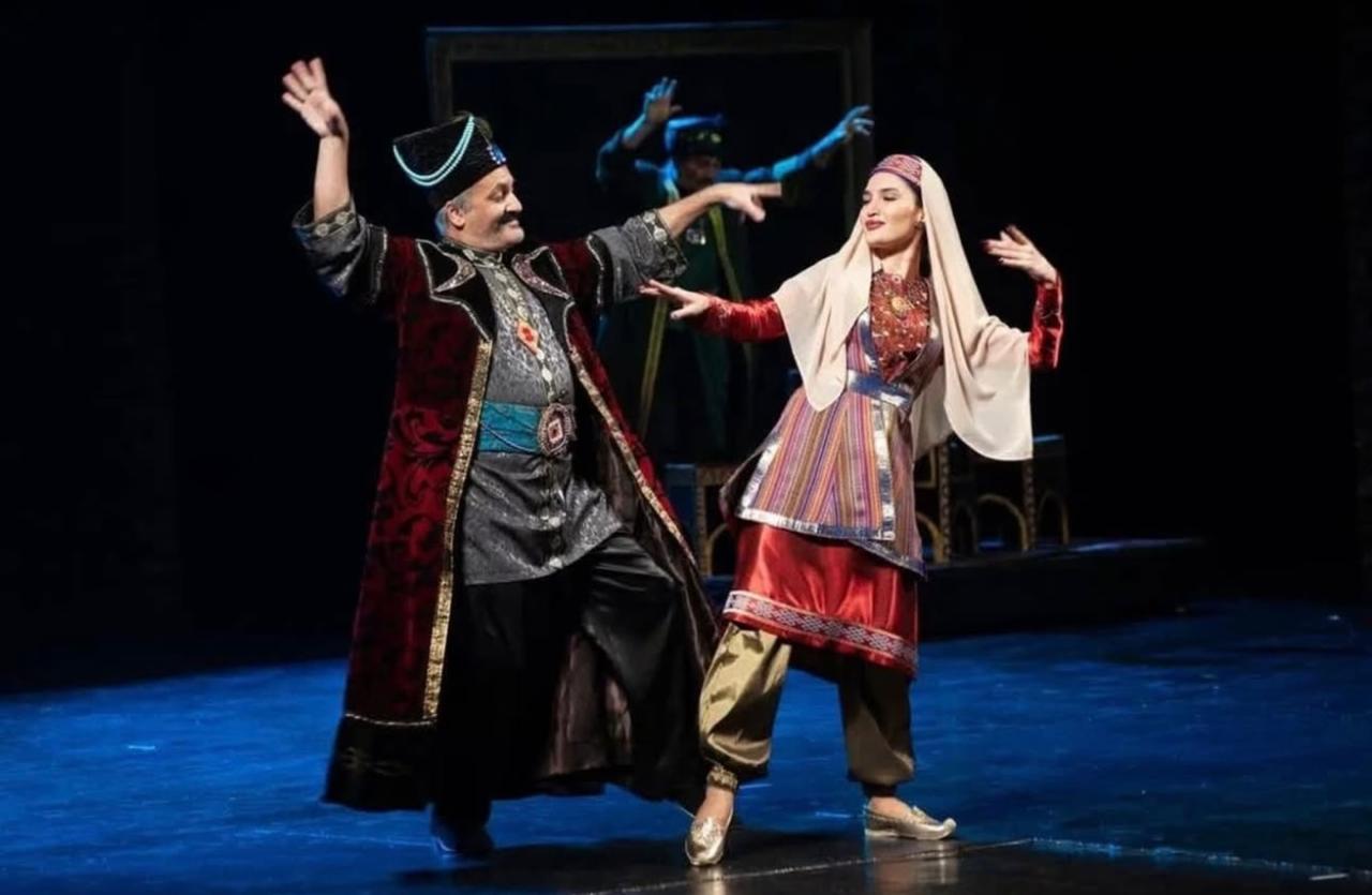 Teatrların aylıq repertuarı (Mart)